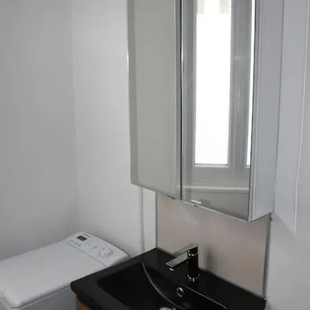 Apartment Rive Droite