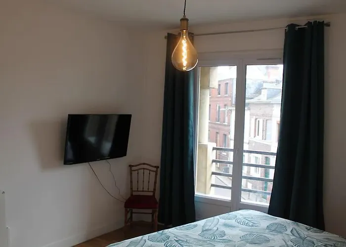 Apartment Rive Droite